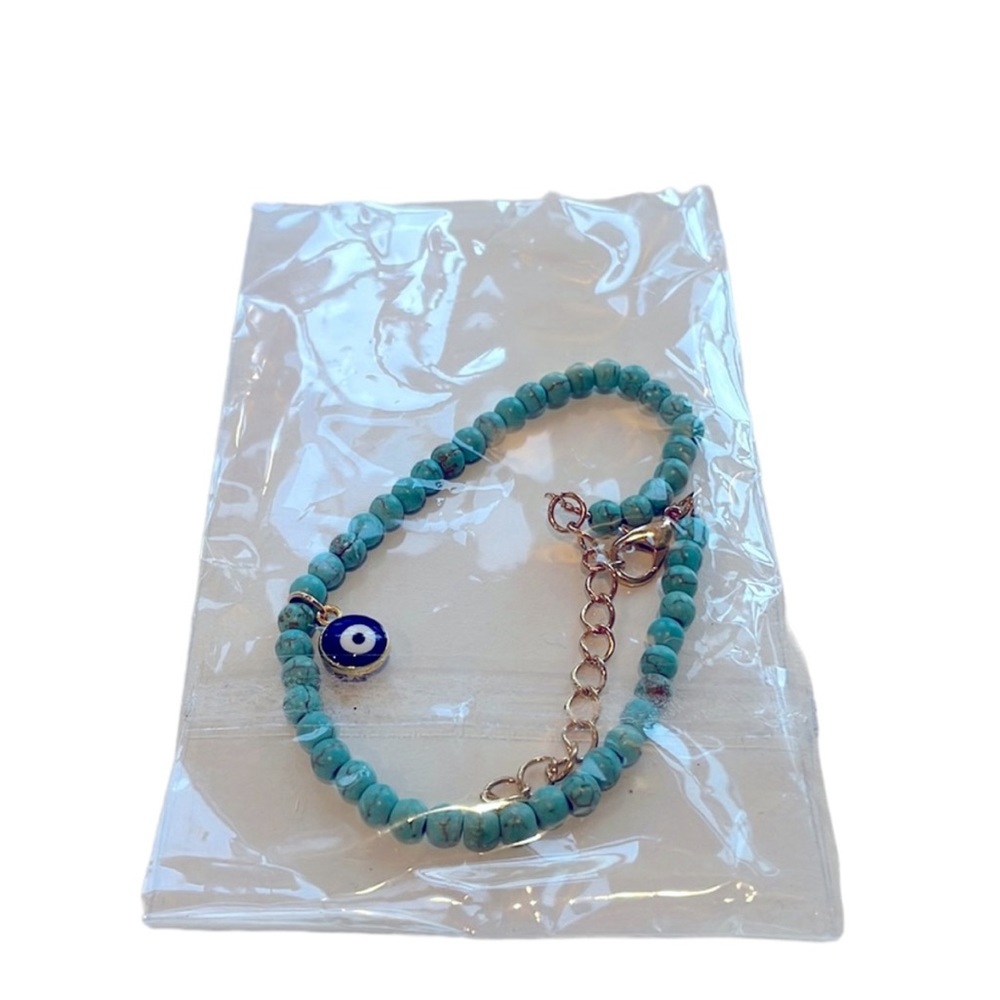 Evil Eye Beaded Bracelet. NWT